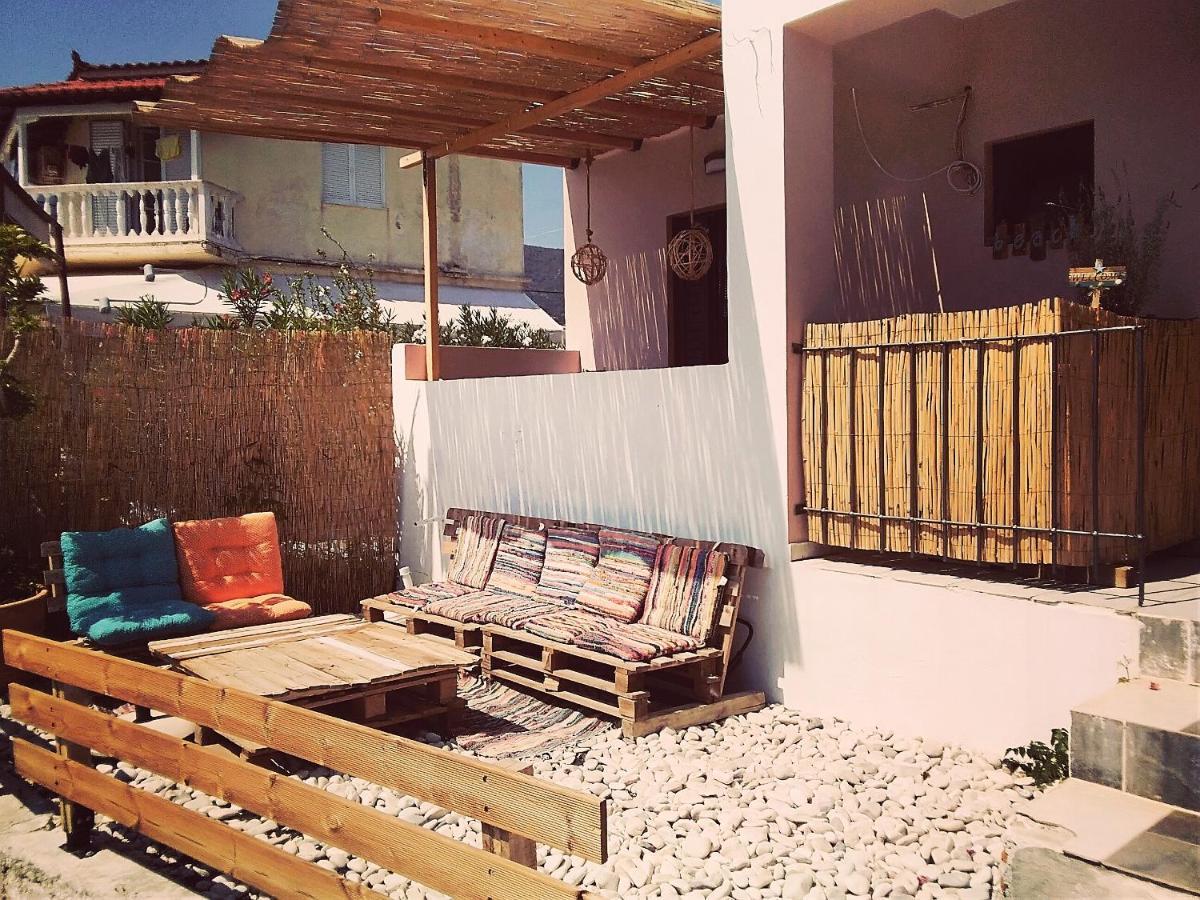 Votsalon Beach House Katastarion Exterior photo