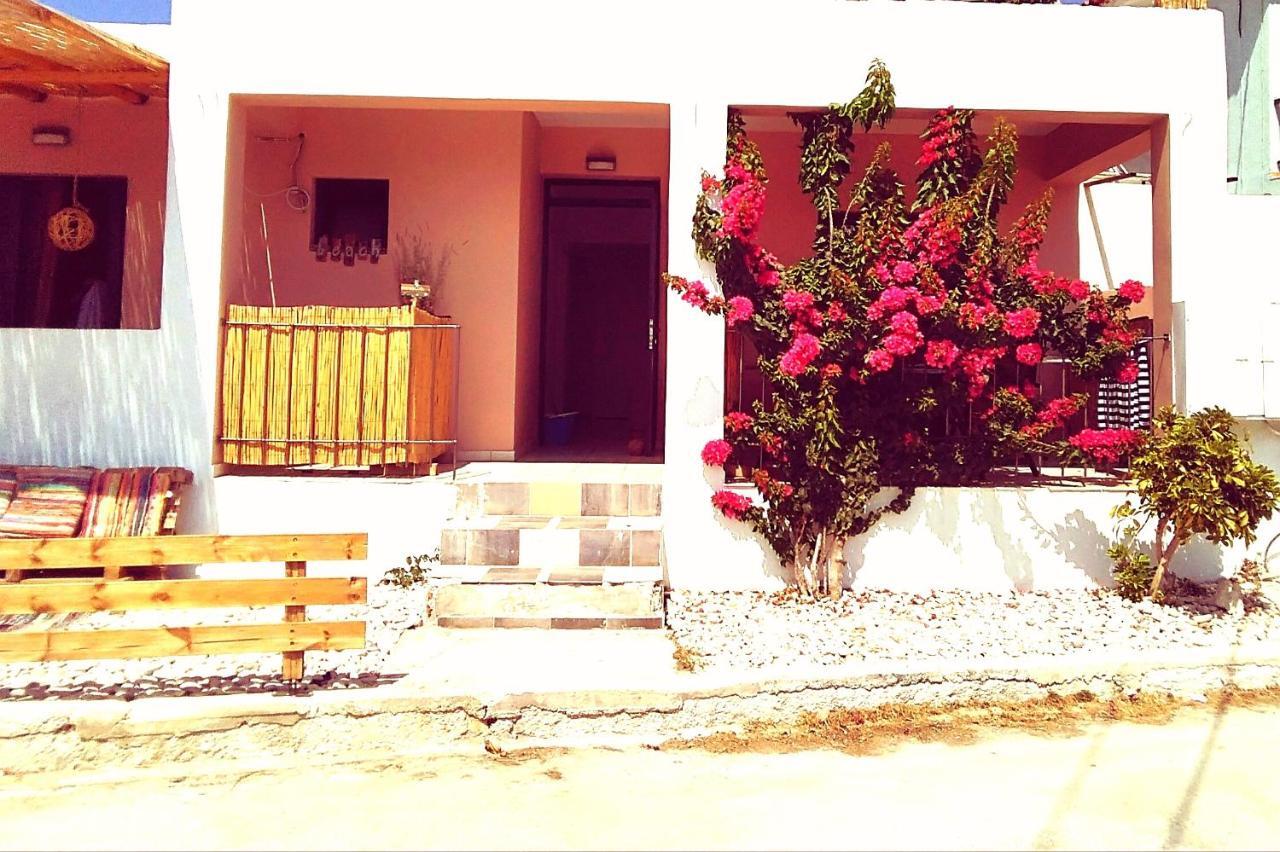 Votsalon Beach House Katastarion Exterior photo